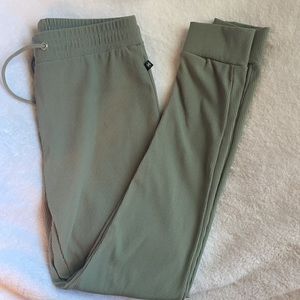Ribbed Comfort Klōn- Large